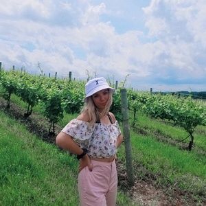 Meet your Posher, Kate